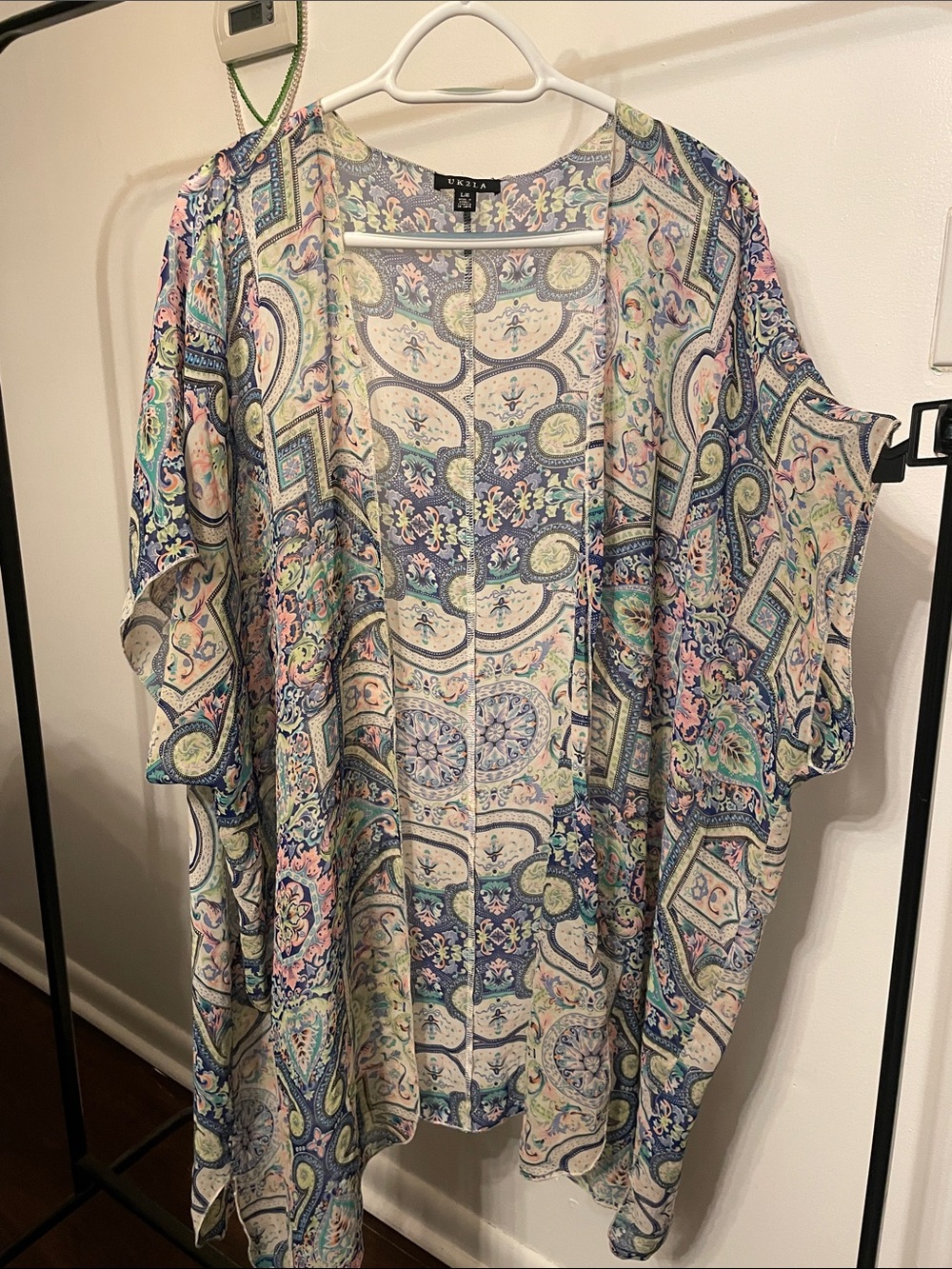 KULE Pastel Multi Paisley Open-Front Kimono